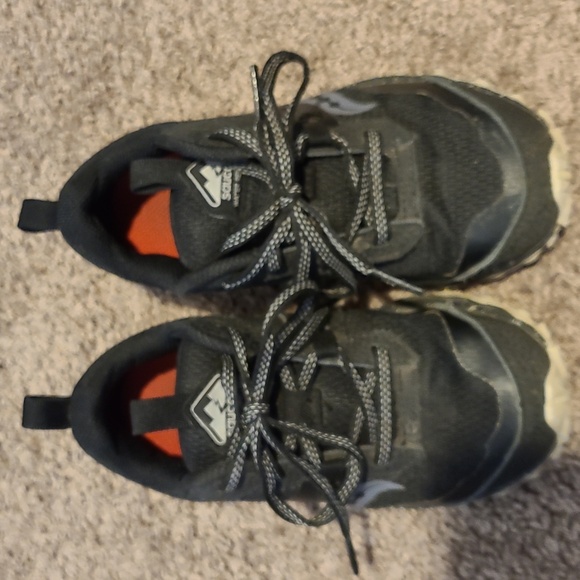 Saucony Size 12.5 Black & Grey hikers - Picture 2 of 6